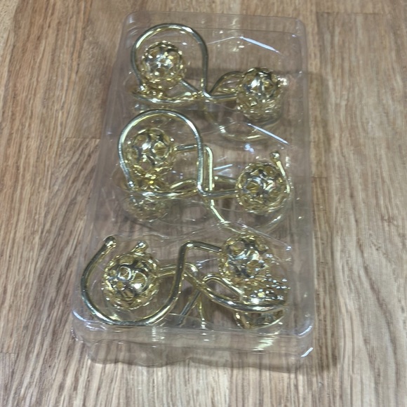 GOLD SHOWER HOOK BRASS METAL 12 PIECES SET - Picture 3 of 4